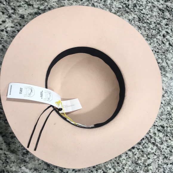 Hat - Picture 5 of 5